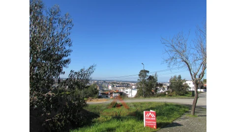 Terreno para Venda em Leiria, Pousos, Barreira e Cortes