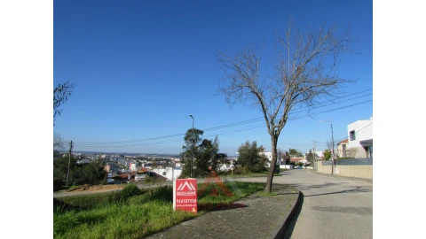 Terreno para Venda em Leiria, Pousos, Barreira e Cortes
