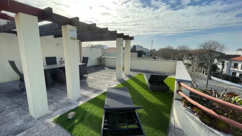 Moradia T5 para Venda em Aldoar, Foz do Douro e Nevogilde