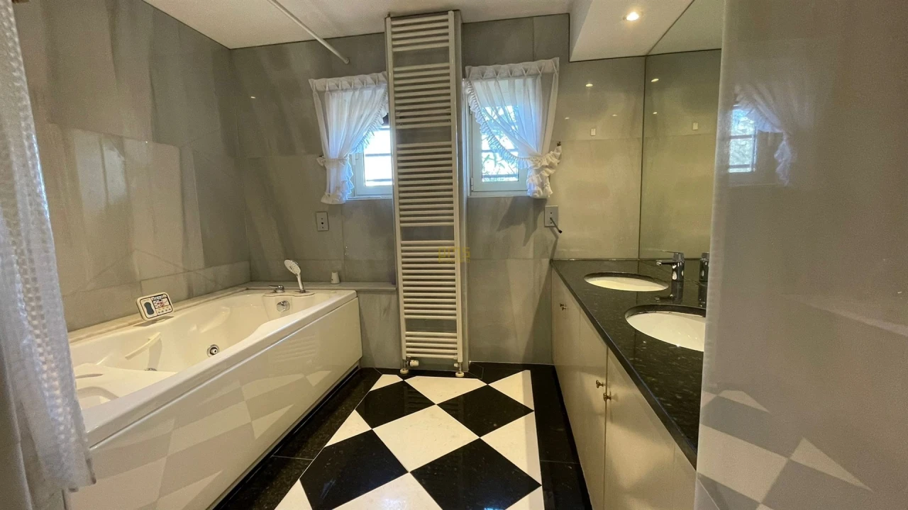 Moradia T5 para Venda em Aldoar, Foz do Douro e Nevogilde Foto 28