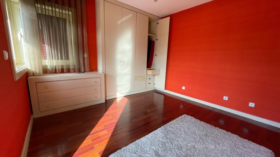 Moradia T5 para Venda em Aldoar, Foz do Douro e Nevogilde Foto 17