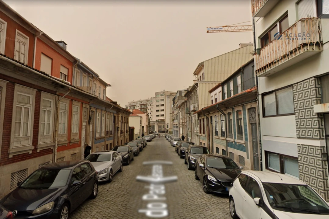 Moradia T0 para Venda em Cedofeita, Santo Ildefonso, Sé, Miragaia, São Nicolau e Vitória Foto 9