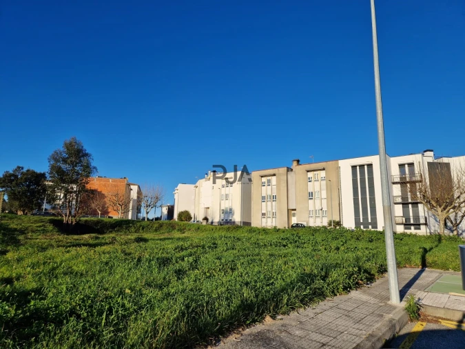 Terreno para Venda em Currelos, Papízios e Sobral Foto 4
