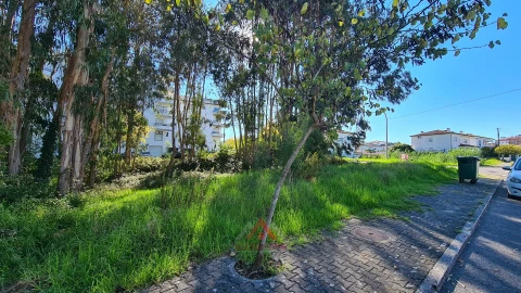 Terreno para Venda em Leiria, Pousos, Barreira e Cortes