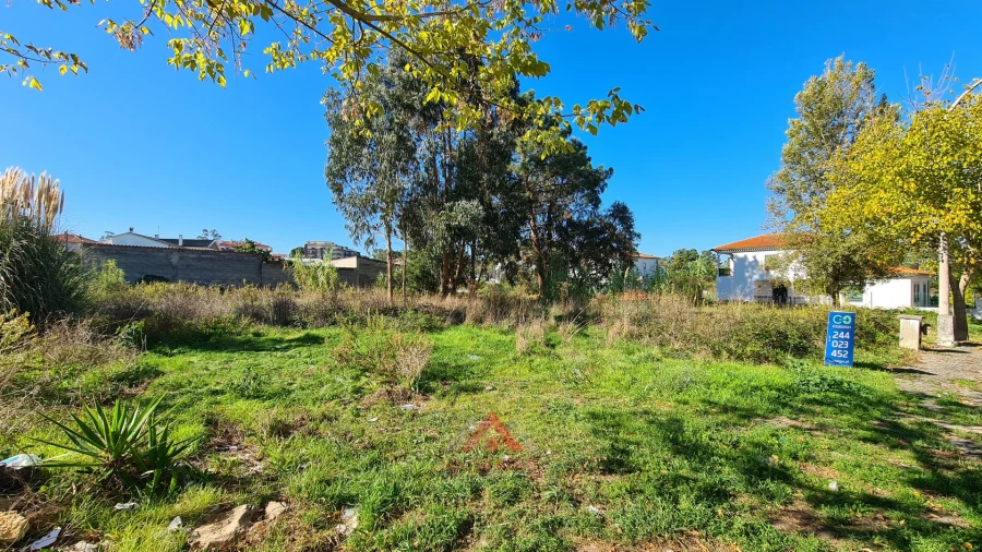 Terreno para Venda em Leiria, Pousos, Barreira e Cortes