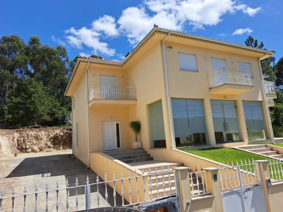 Moradia T3 para Venda em Prado (São Miguel) Foto 3