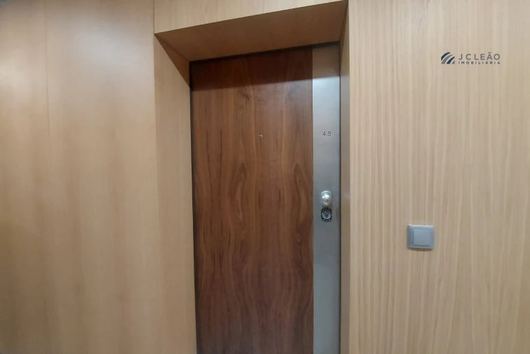 Apartamento T0 para Venda em Cedofeita, Santo Ildefonso, Sé, Miragaia, São Nicolau e Vitória Foto 4