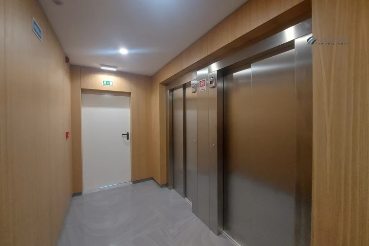 Apartamento T0 para Venda em Cedofeita, Santo Ildefonso, Sé, Miragaia, São Nicolau e Vitória Foto 6