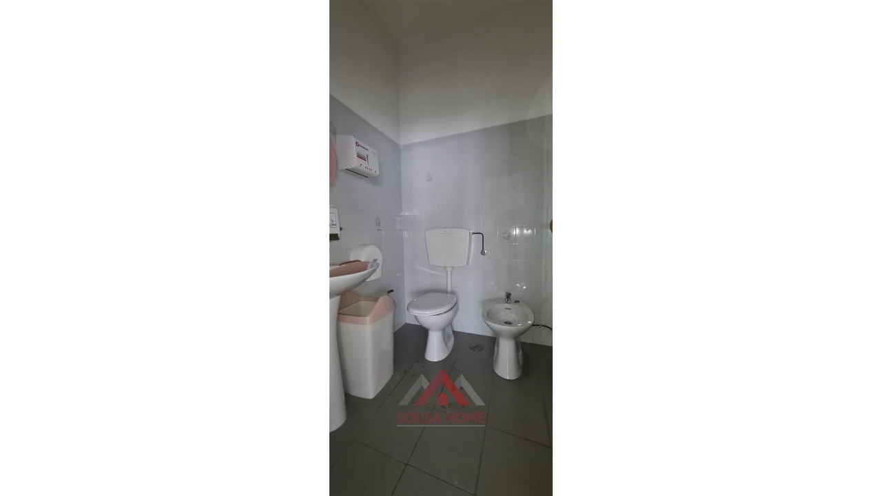 Loja para Venda em Leiria, Pousos, Barreira e Cortes Foto 8