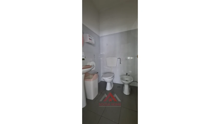 Loja para Venda em Leiria, Pousos, Barreira e Cortes Foto 8