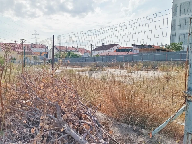 Terreno para Venda em Quinta do Conde Foto 6