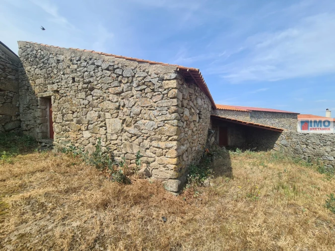 Armazém para Venda em Oledo