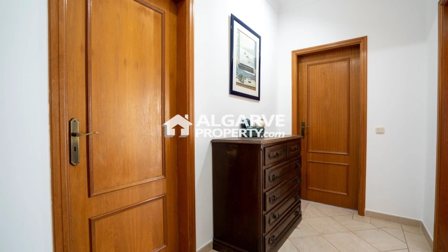 Apartamento T3 para Venda em Quarteira Foto 19