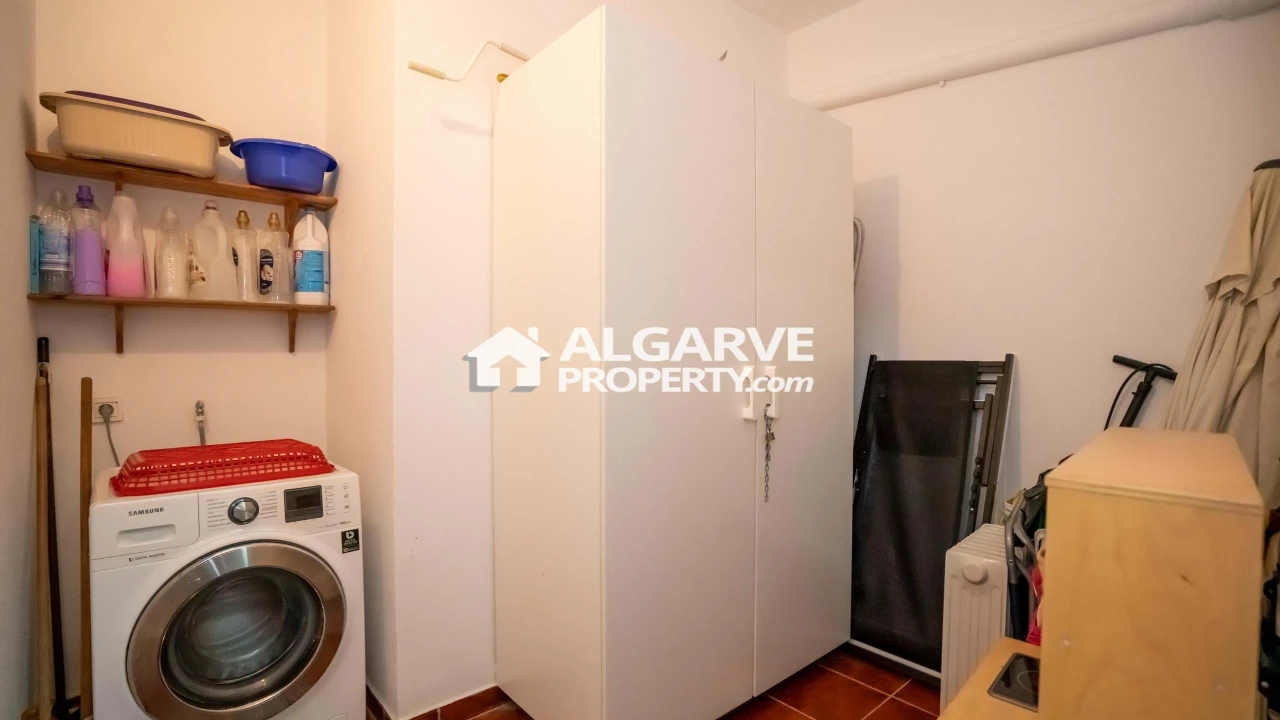 Apartamento T3 para Venda em Quarteira Foto 31