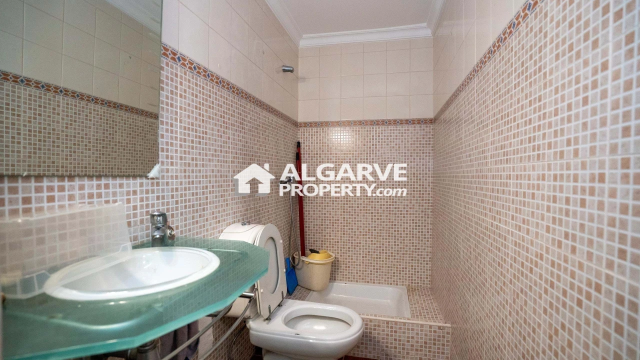 Apartamento T3 para Venda em Quarteira Foto 15