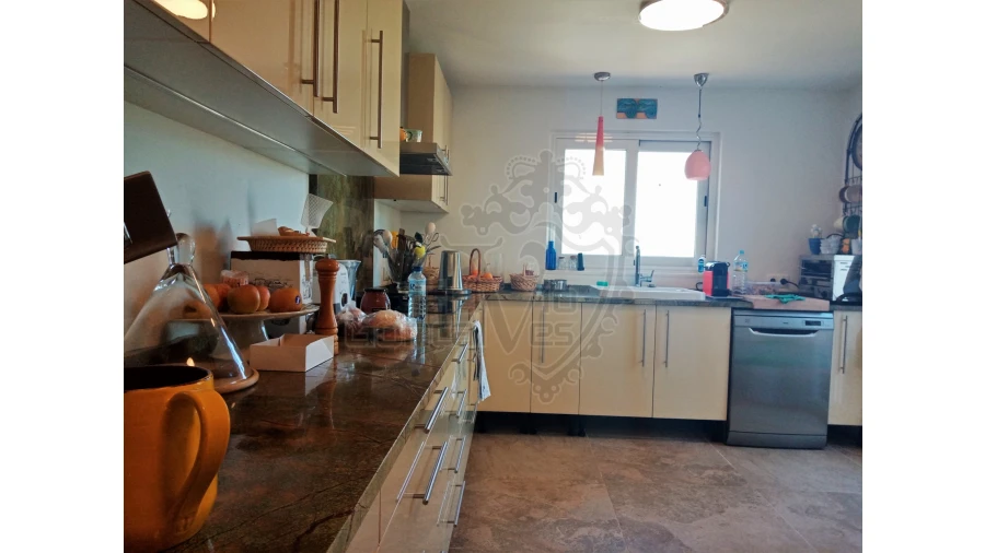 Quinta T3 para Venda em Assunção, Ajuda, Salvador e Santo Ildefonso Foto 7