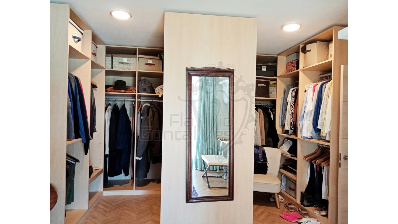 Quinta T3 para Venda em Assunção, Ajuda, Salvador e Santo Ildefonso Foto 19