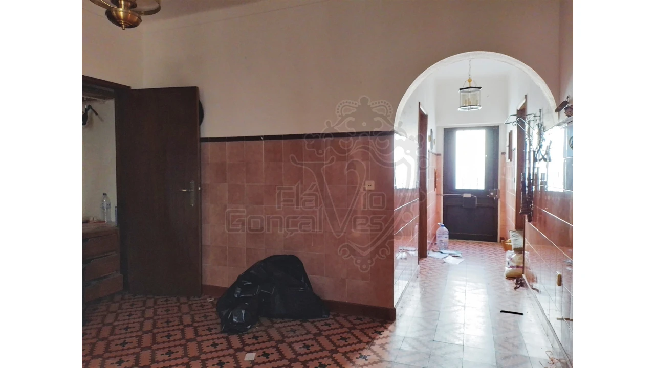 Moradia T4 para Venda em São João Baptista Foto 3