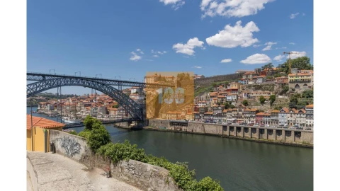 Prédio para Venda em Cedofeita, Santo Ildefonso, Sé, Miragaia, São Nicolau e Vitória