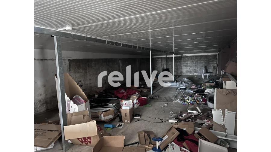 Armazém para Venda em Póvoa de Santa Iria e Forte da Casa Foto 9