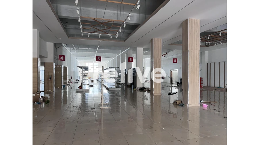 Armazém para Venda em Póvoa de Santa Iria e Forte da Casa Foto 23