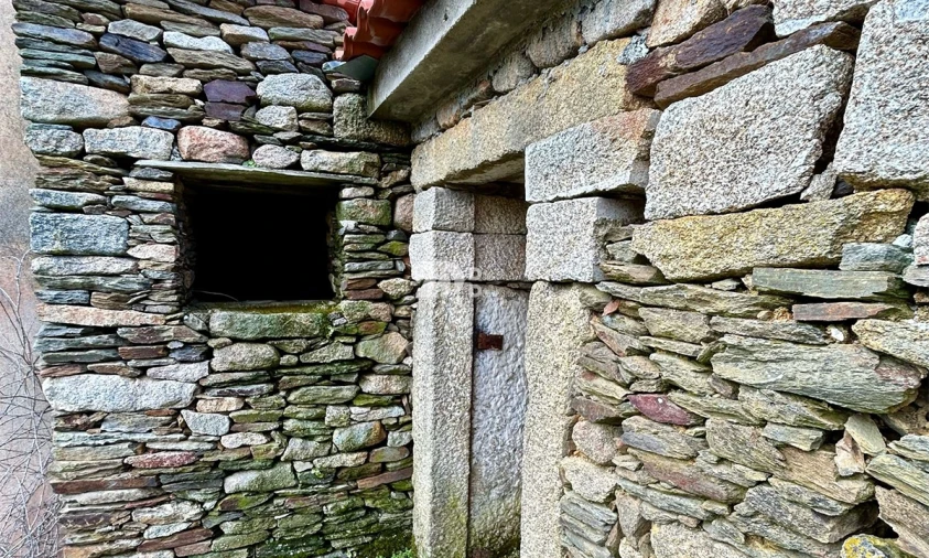 Moradia T3 para Venda em Barcos e Santa Leocádia Foto 9