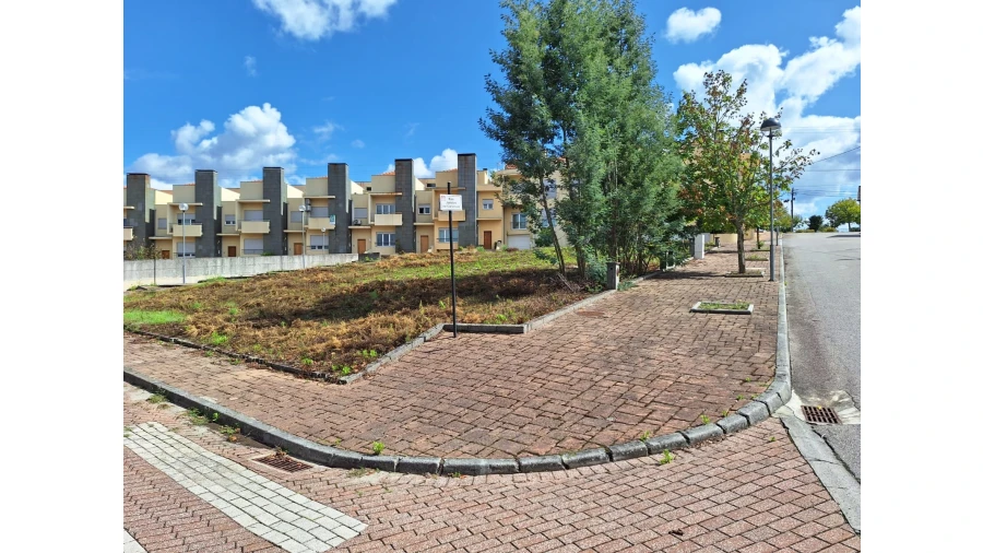 Terreno para Venda em Molelos Foto 4