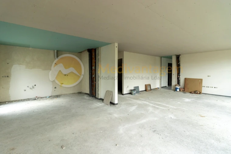 Moradia T3 para Venda em Vila Verde e Barbudo Foto 6