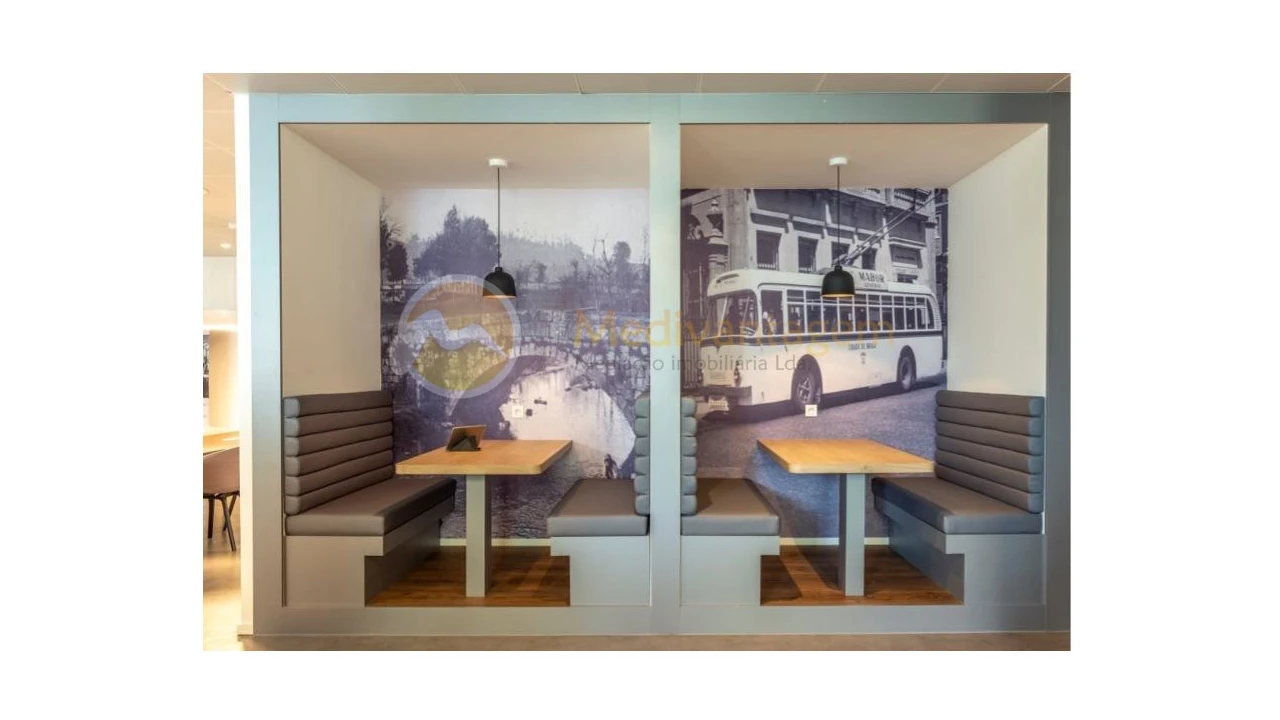 Escritório para Arrendamento em Braga (São José de São Lázaro e São João do Souto) Foto 9