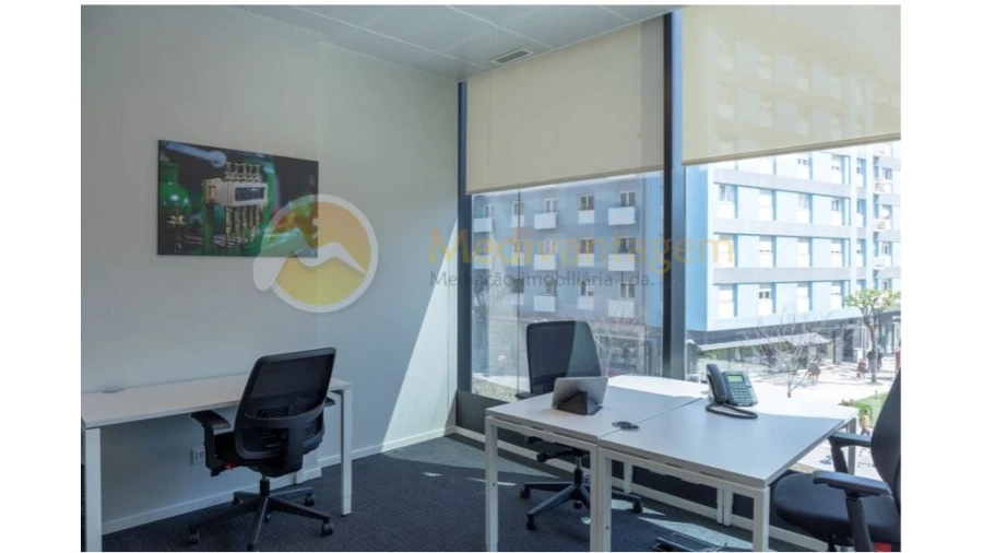 Escritório para Arrendamento em Braga (São José de São Lázaro e São João do Souto) Foto 3