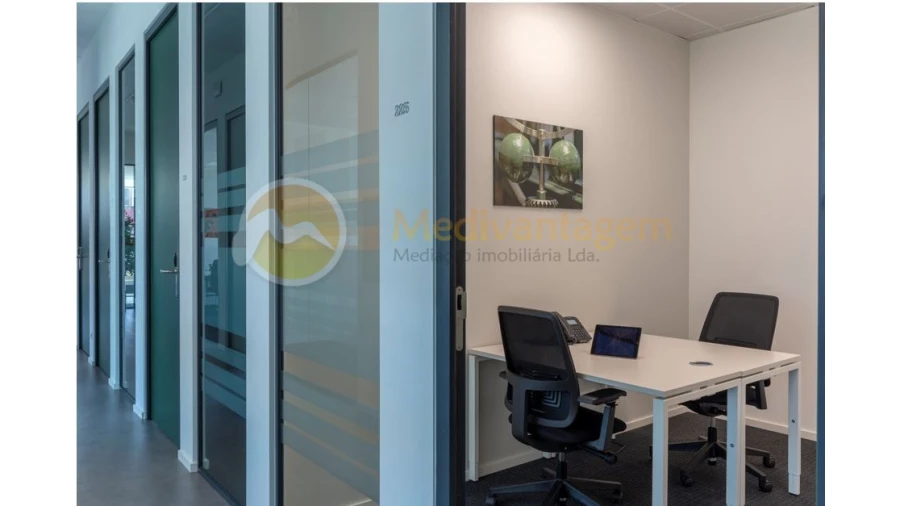 Escritório para Arrendamento em Braga (São José de São Lázaro e São João do Souto) Foto 4