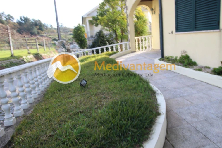 Moradia T3 para Venda em Sande, Vilarinho, Barros e Gomide Foto 3