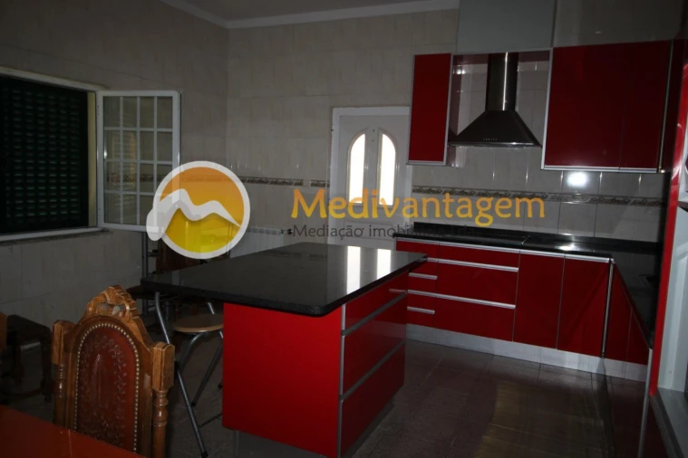 Moradia T3 para Venda em Sande, Vilarinho, Barros e Gomide Foto 5