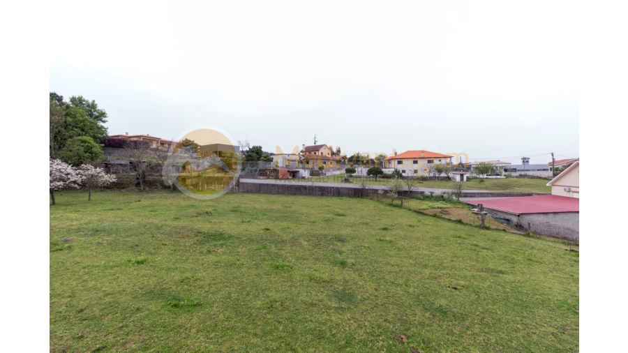 Terreno para Venda em Escariz (São Mamede) e Escariz (São Martinho) Foto 1