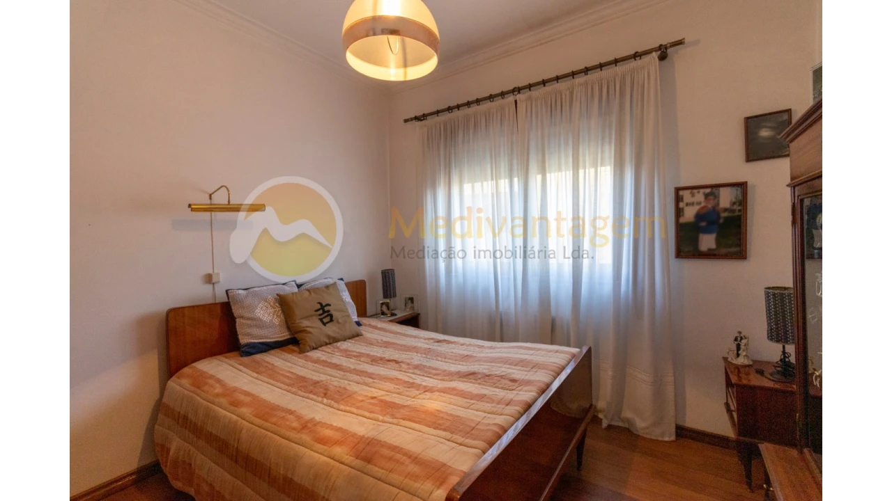 Moradia T5 para Venda em Santa Comba Foto 12