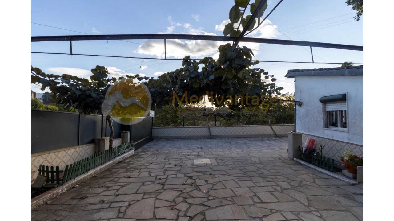 Moradia T5 para Venda em Santa Comba Foto 27