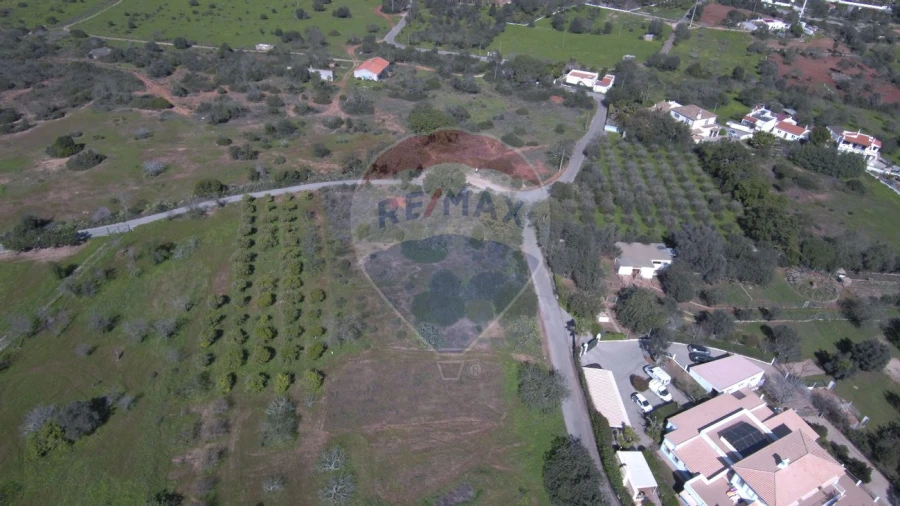 Terreno P/ Prédio para Venda em Albufeira e Olhos de Água Foto 2