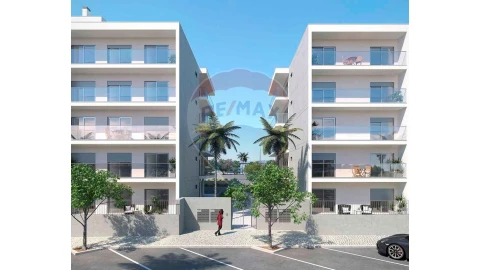 Apartamento T3 para Venda em Albufeira e Olhos de Água
