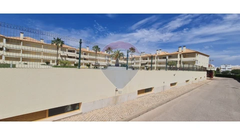 Apartamento T4 para Venda em Quarteira