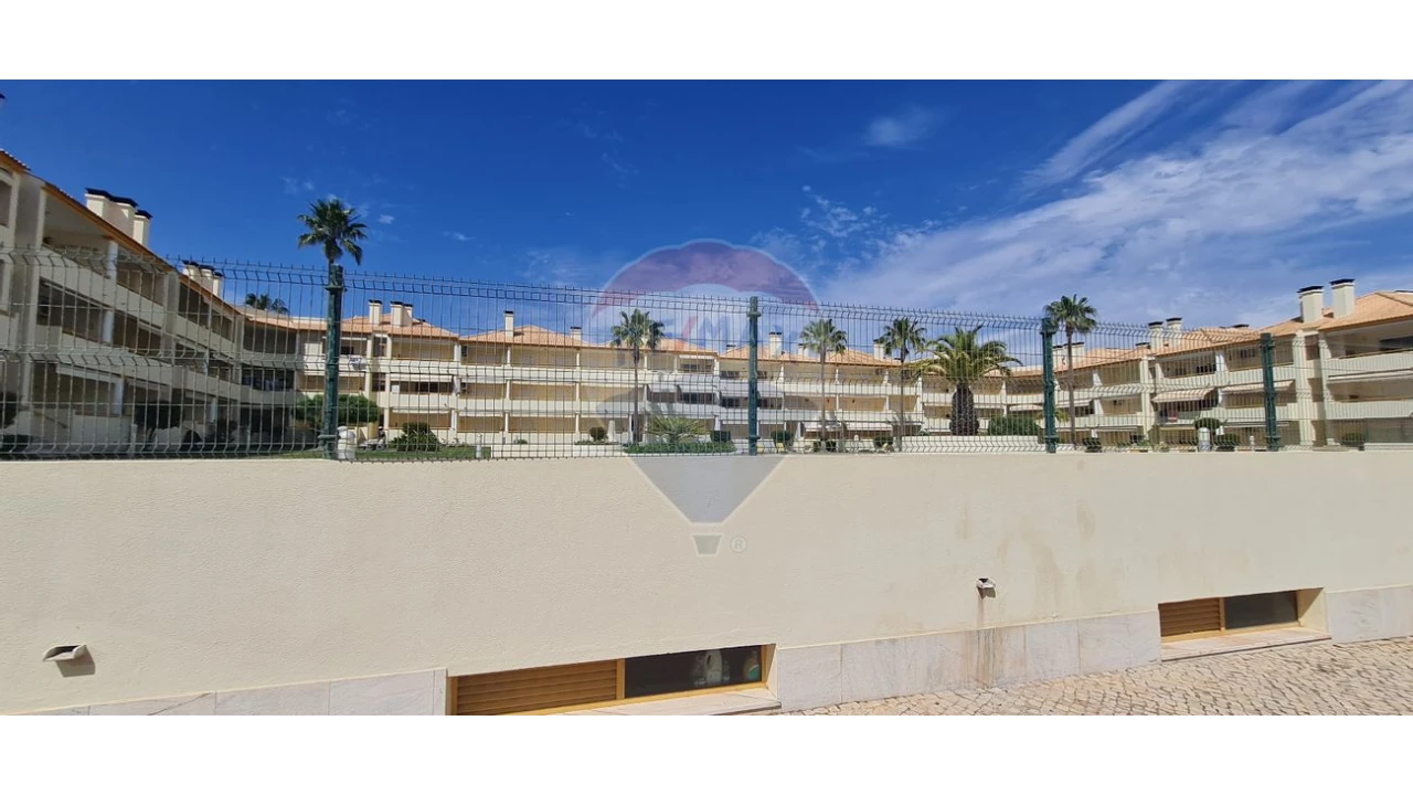 Apartamento T4 para Venda em Quarteira Foto 11