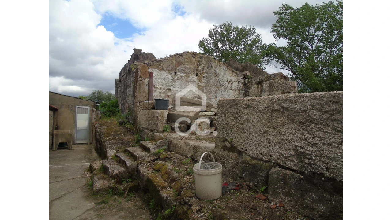 Moradia para Venda em Selho (São Cristovão) Foto 1