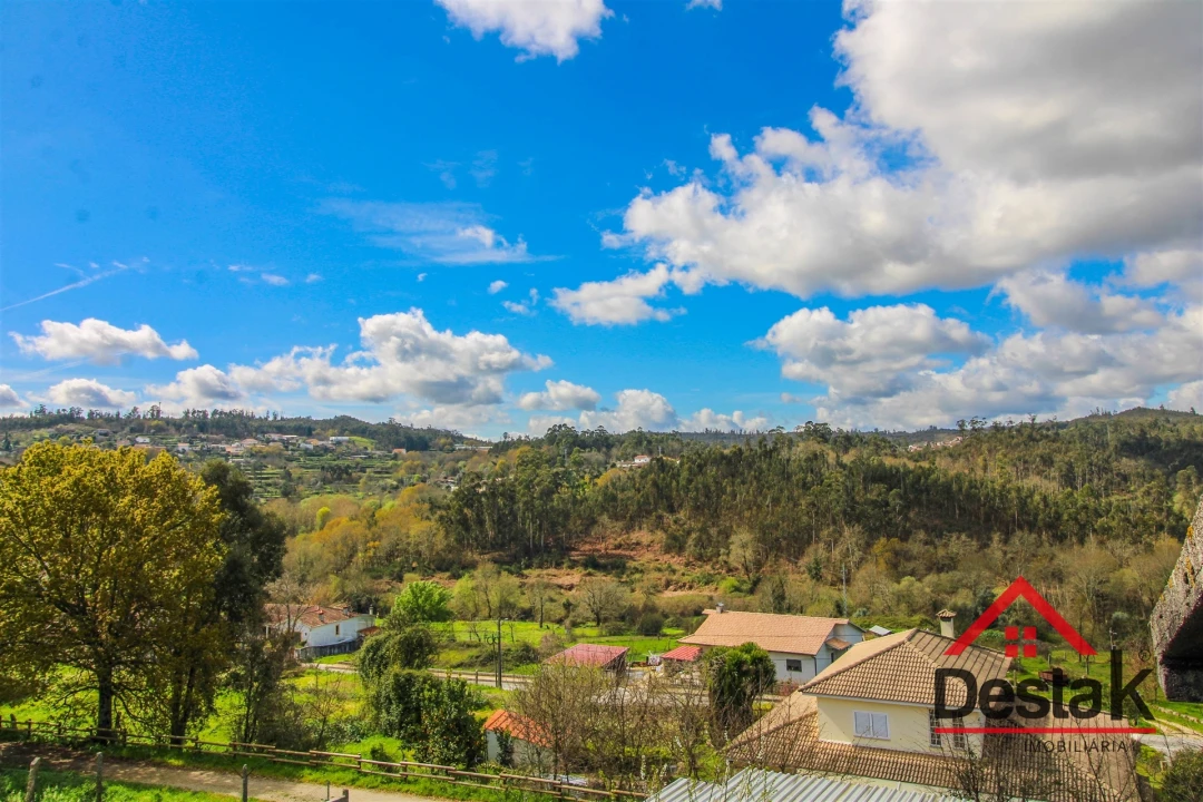 Moradia T2 para Venda em São Vicente de Lafões Foto 4