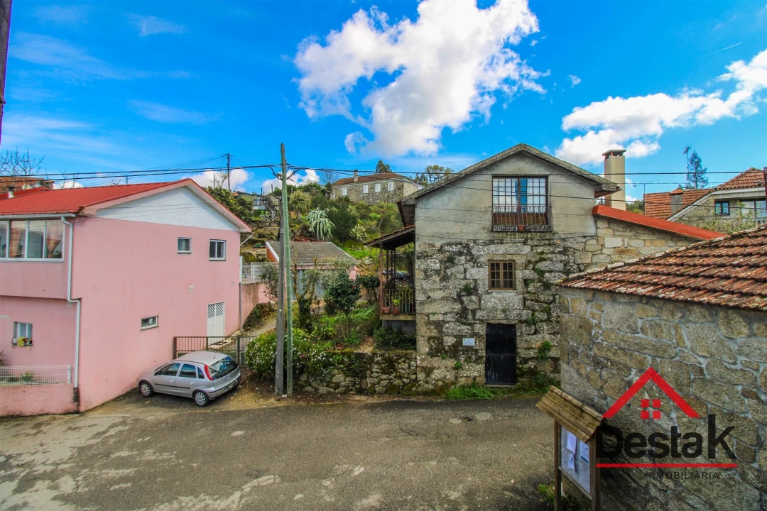Moradia T2 para Venda em São Vicente de Lafões Foto 6