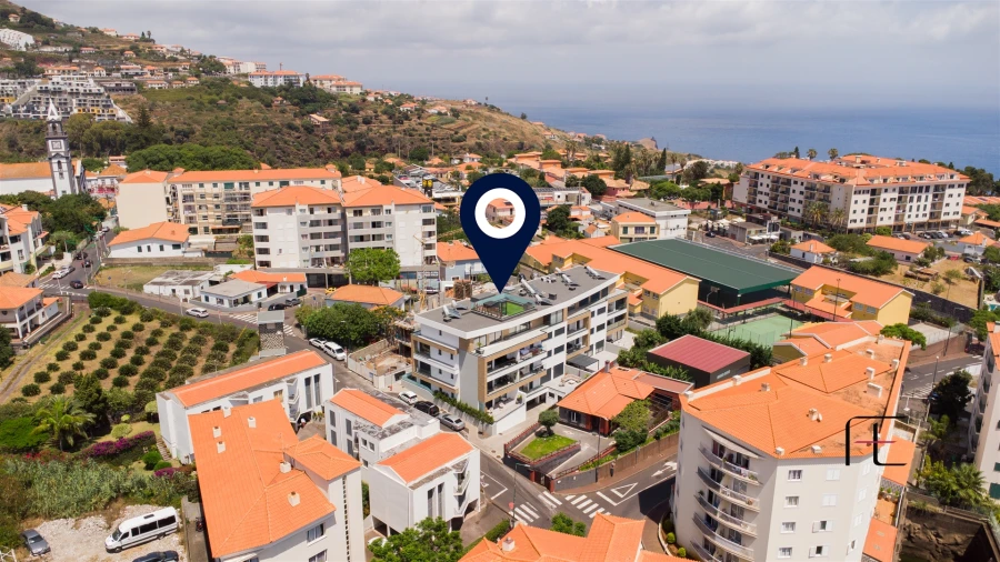 Apartamento T3 para Venda em Caniço Foto 1