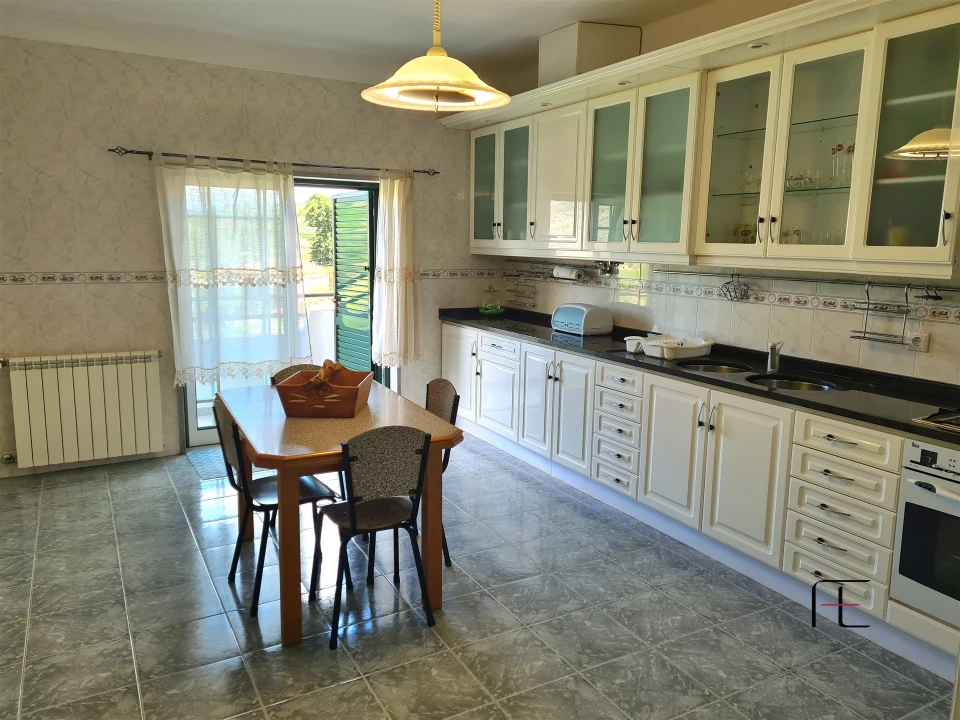 Moradia T3 para Venda em Nagozelo do Douro Foto 6