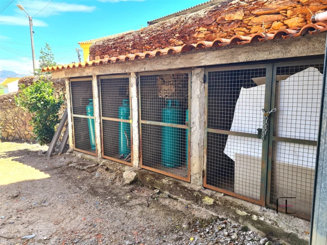 Moradia T3 para Venda em Nagozelo do Douro Foto 36