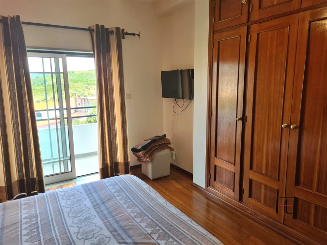 Moradia T3 para Venda em Nagozelo do Douro Foto 15