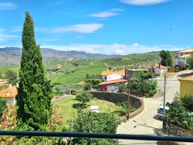 Moradia T3 para Venda em Nagozelo do Douro Foto 19