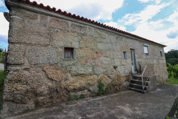 Quinta T0 para Venda em Pencelo Foto 4