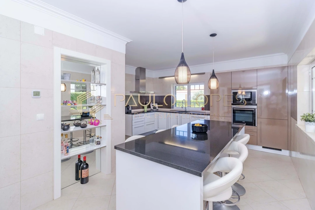 Moradia T6 para Venda em Vau Foto 9